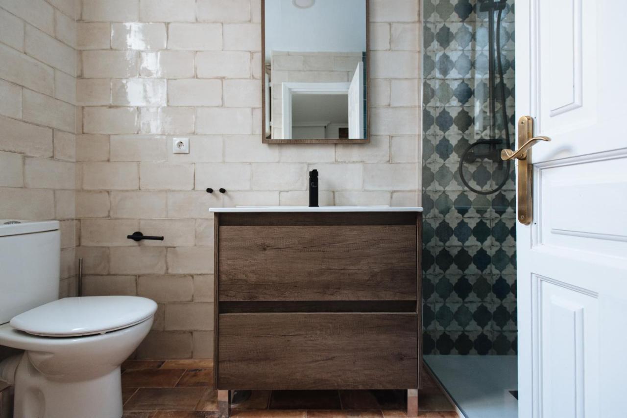 Alhondiga Suite Apartment With Terrace Siviglia Esterno foto